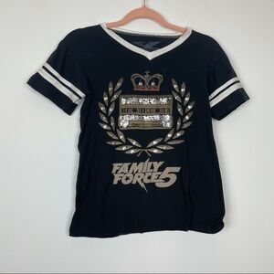 Family Force 5 Band Music Tshirt Juniors Size Small